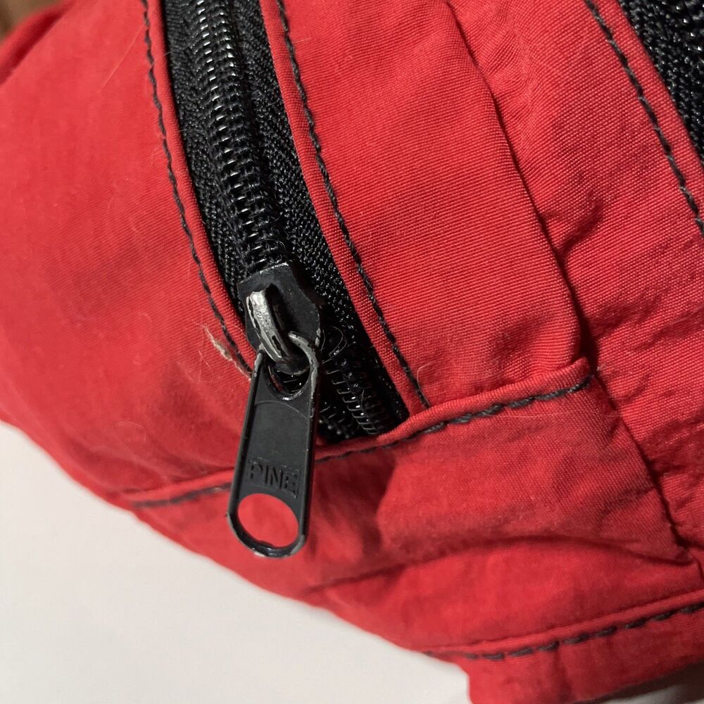 Vintage Marlboro Fanny Pack Waist Bag Red Adjustable Strap Adventure Team - Picture 4 of 6